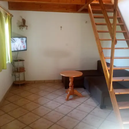 Z Gorki Na Mazurki, Zaciszny Nad Jeziorem * Borki (Olecko)