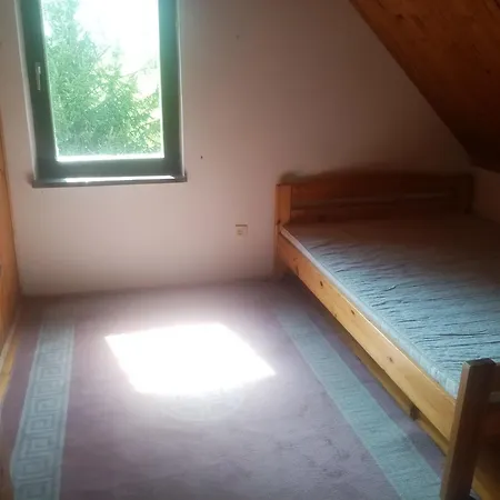 Z Gorki Na Mazurki, Zaciszny Nad Jeziorem *